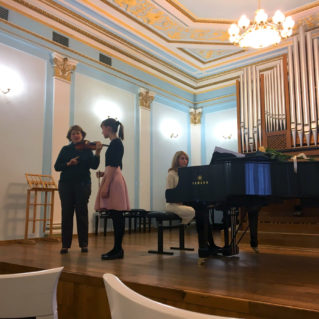 Алина Ульяненкова